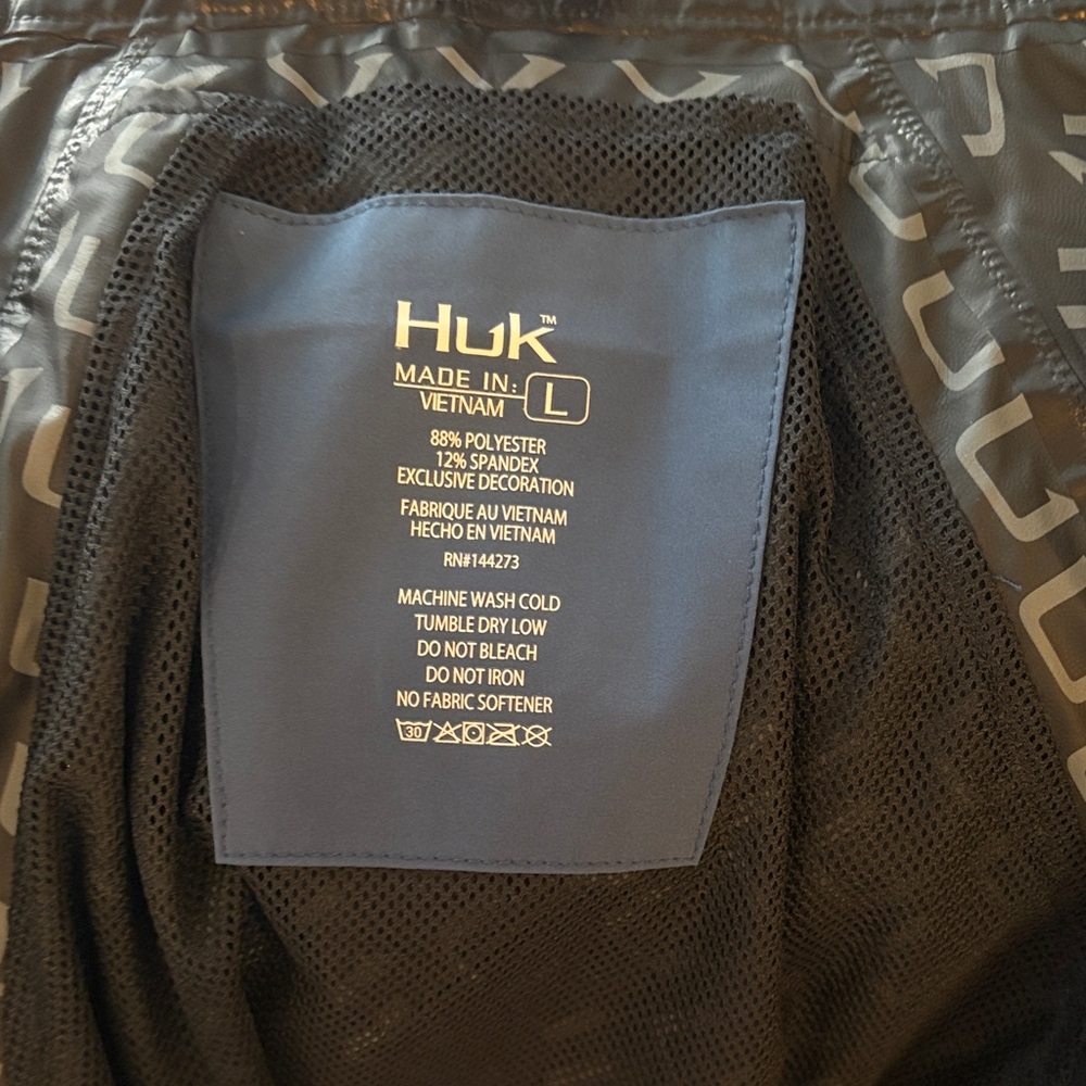 Huk Women's Jacket - Black and Gray - Picture 4 of 5